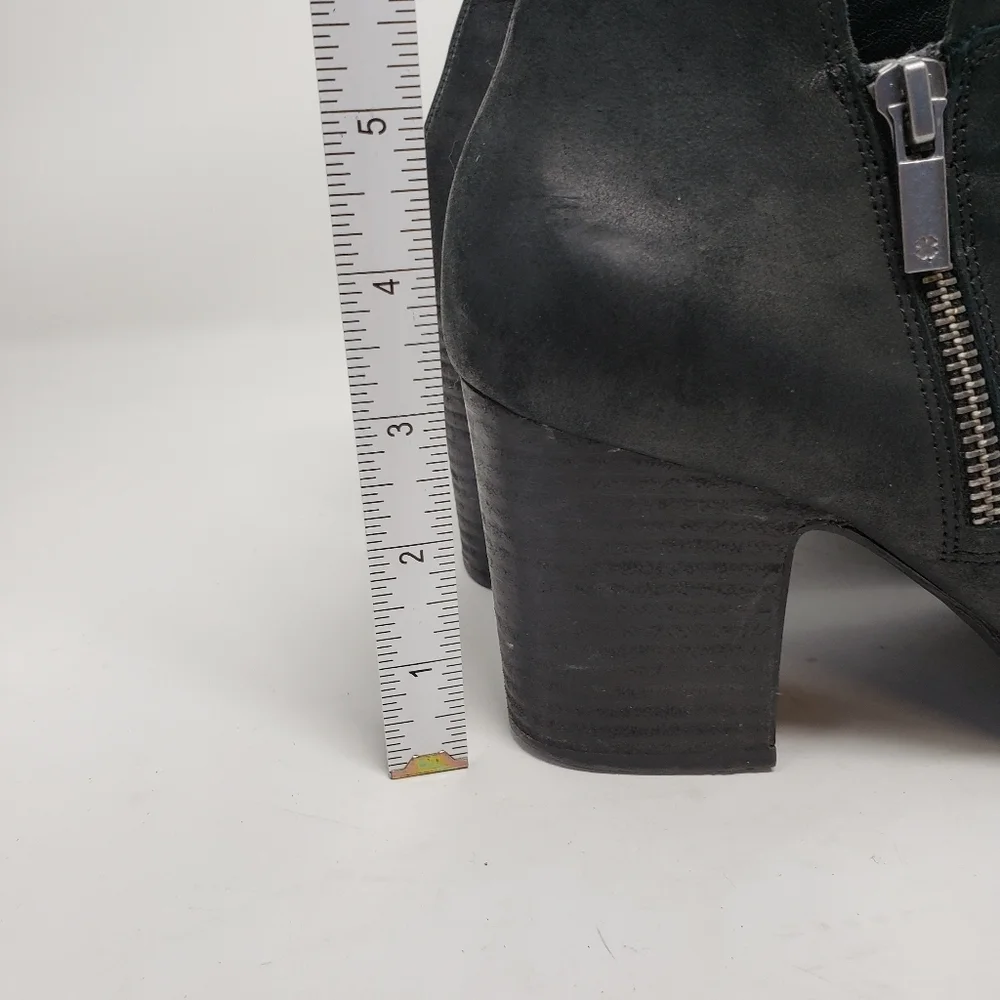 Lucky Brand Noryn Women’s Lug Sole Black Leather Ankle Boots Size 8.5
